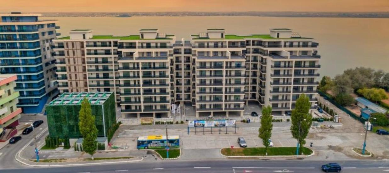 Kitty Studio Sunset Lake Apartment Mamaia Luaran gambar