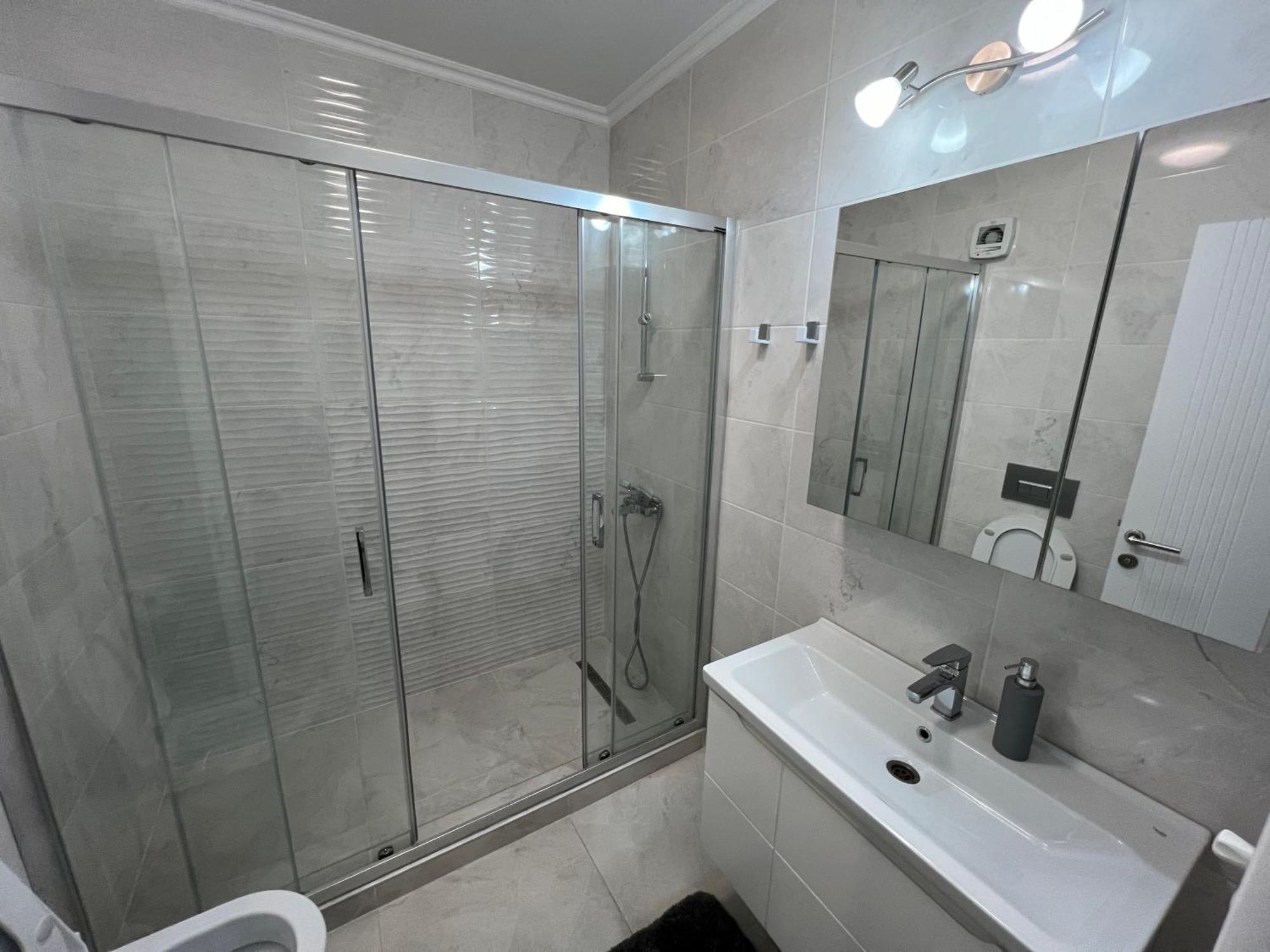 Kitty Studio Sunset Lake Apartment Mamaia Luaran gambar